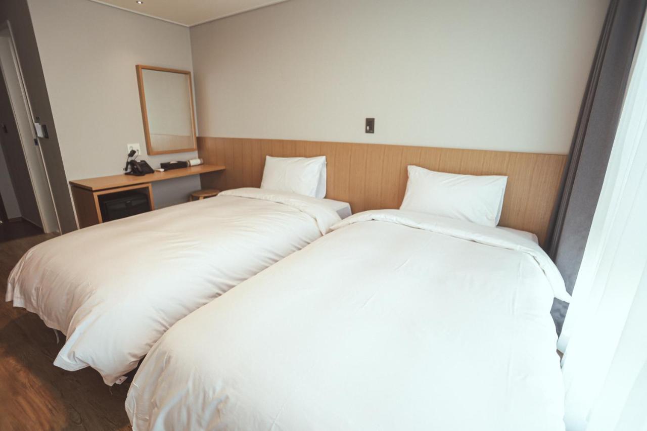 Hotel Kenny Yeosu Eksteriør bilde